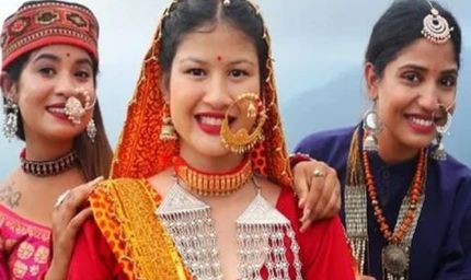 उत्तराखंड पंचायत का आदेश: शादियों में महिलाएं केवल 3 सोने के आभूषण पहन सकती हैं