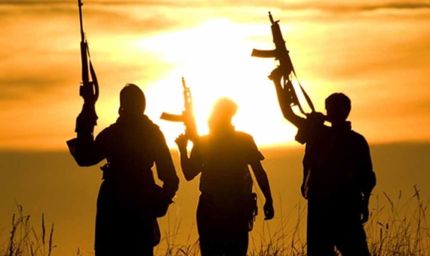पाकिस्तान की नई साजिश! ISIS के 1,000 आतंकियों को दे रहा ट्रेनिंग, कश्मीर बना टारगेट