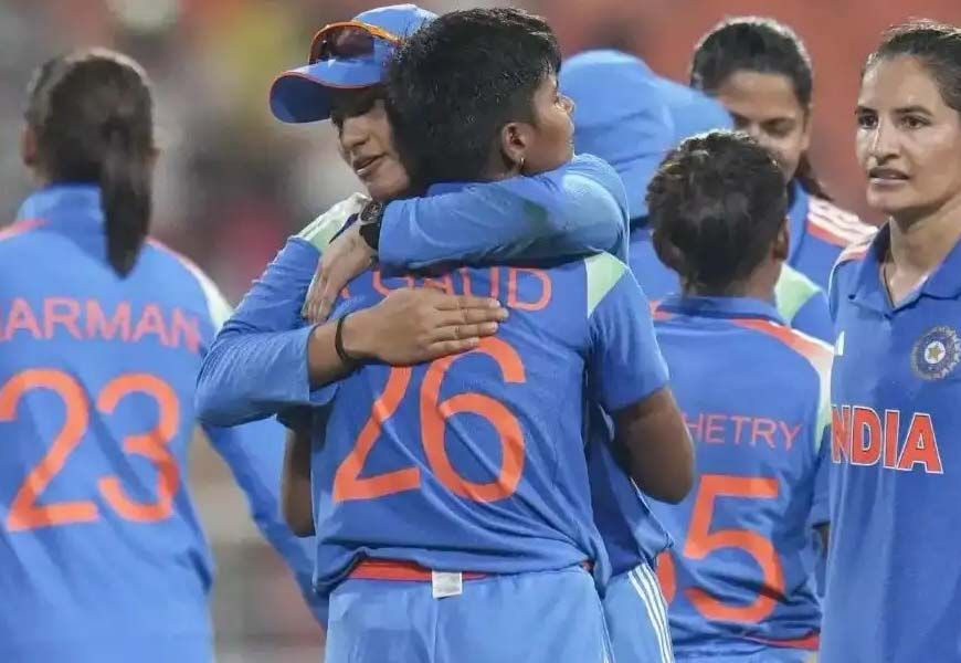 वर्ल्ड कप में टीम इंडिया की दमदार शुरुआत, हरमनप्रीत की अगुवाई में श्रीलंका पर जीत