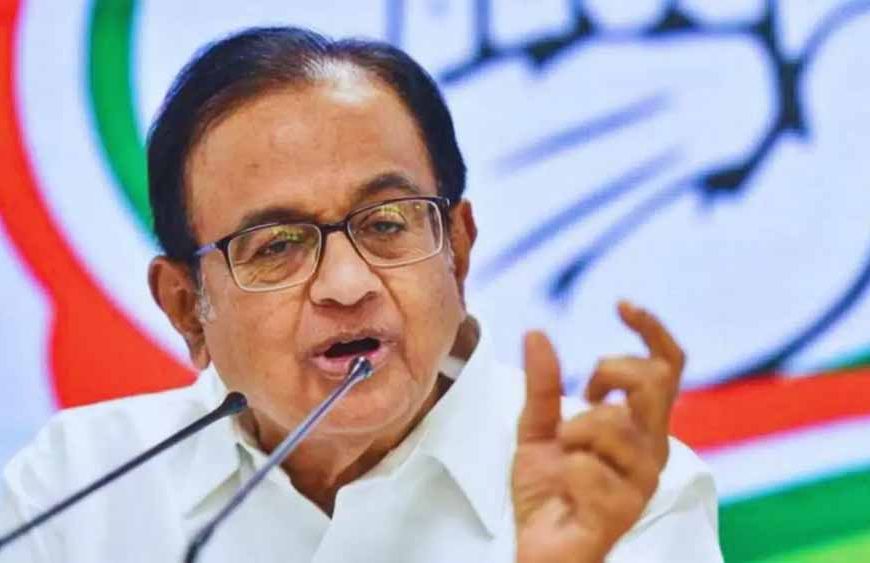 अमेरिका के दबाव में घिरी यूपीए सरकार? चिदंबरम पर भड़के कांग्रेस के वरिष्ठ नेता
