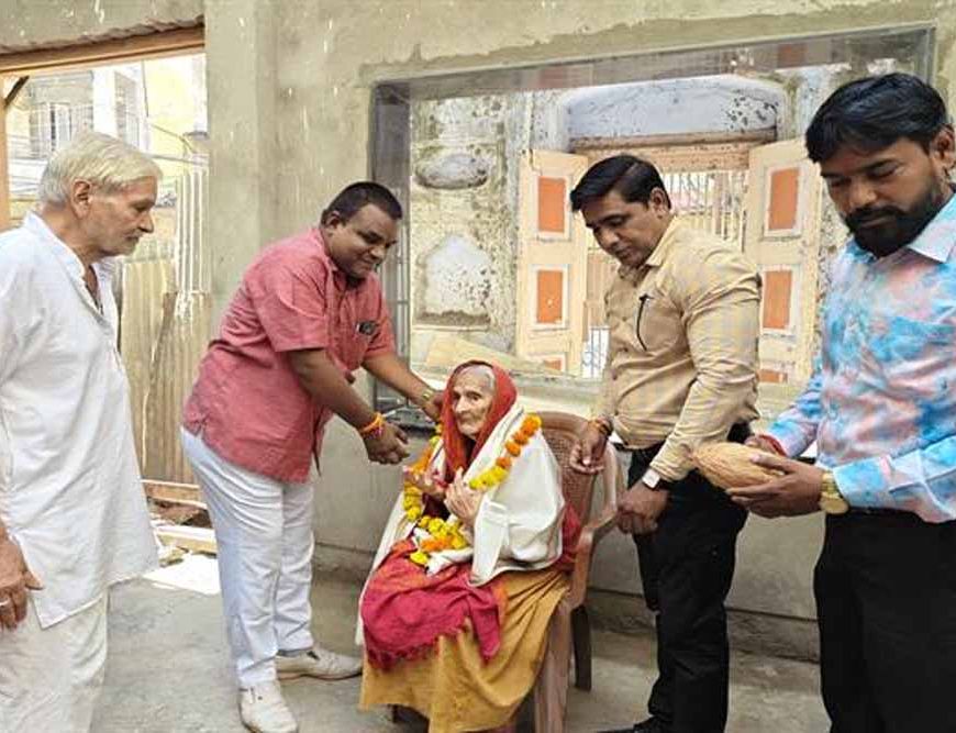 अंतर्राष्ट्रीय वृद्धजन दिवस पर प्रदेश में हुए सम्मान समारोह