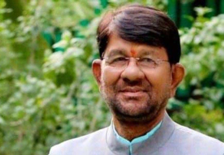 पशुपालक दुग्ध समृद्धि सम्पर्क अभियान का लें पूरा लाभ : पशुपालन एवं डेयरी मंत्री  पटेल