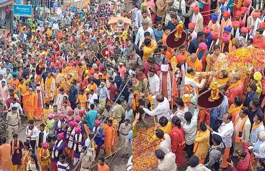 बस्तर दशहरा में मावली परघाव की रस्म सम्पन्न, दंतेश्वरी मंदिर में दो देवियों का धूमधाम से मिलन