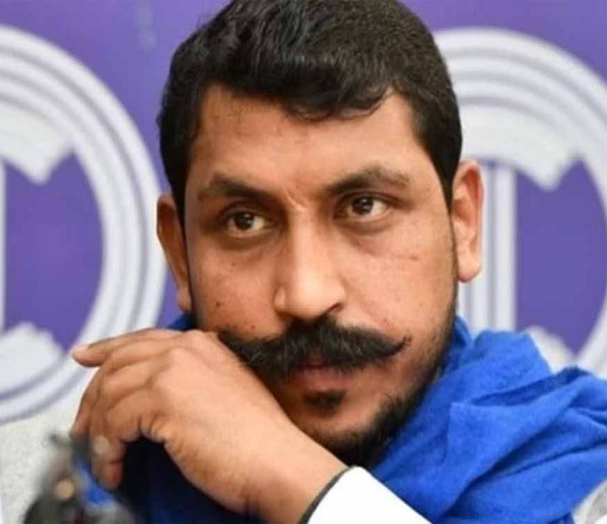 चंद्रशेखर आजाद बरेली नहीं जा सके, हिंसा पीड़ितों से मिलने पर घर में नजरबंद