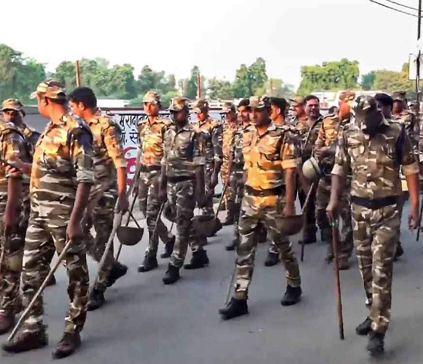 आई लव मोहम्मद विवाद: बरेली के बाद संभल, मेरठ और सहारनपुर में बढ़ी सुरक्षा, PAC-RRF तैनात