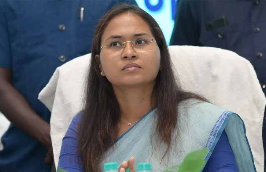 शिल्पी नेहा तिर्की बोली देश में गांधी की जयंती को अहिंसा दिवस के तौर पर मनाया