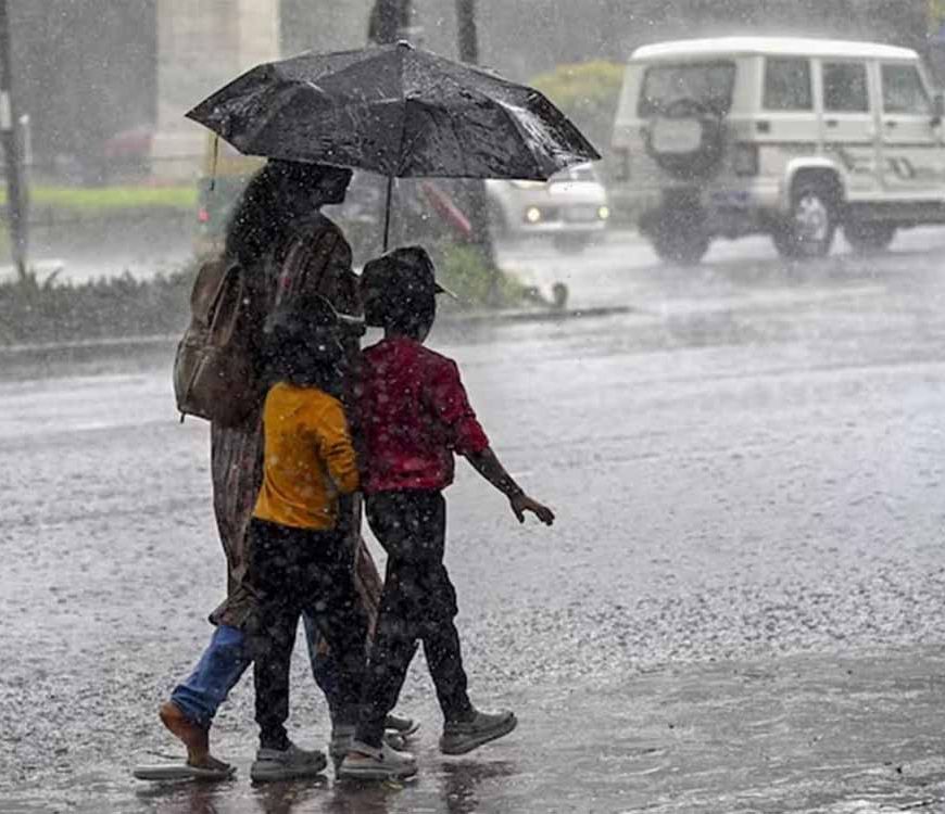 नई वेस्टर्न डिस्टर्बेंस यूपी पहुंची, बारिश के साथ मौसम का मिजाज बदलेगा; बाकी राज्यों की भी खबर