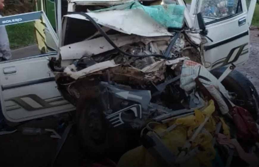 कवर्धा में दर्दनाक सड़क हादसा: बोलेरो-ट्रक टक्कर में 4 की मौत, 5 घायल