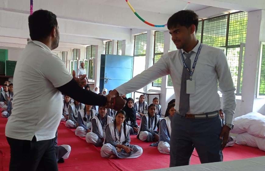 मिशन शक्ति- 5.0: छात्राओं को आत्मरक्षा से मिल रही आत्मविश्वास की सीख