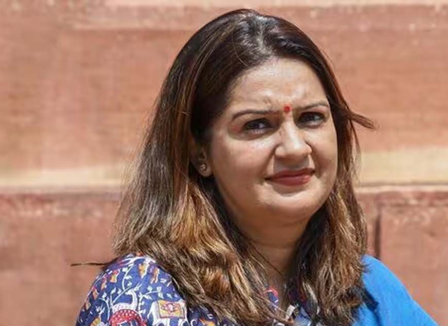 बिहार चुनाव सर्वे में NDA की बढ़त, प्रियंका चतुर्वेदी ने किया प्रतिक्रिया व्यक्त