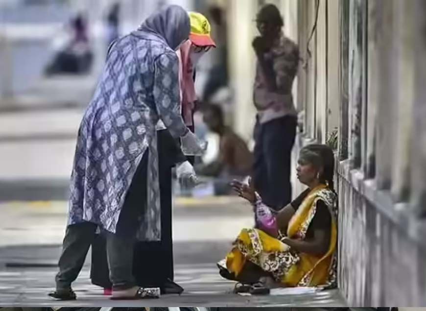 इंदौर में भिक्षुक की सूचना देने पर मिलेगा ₹1000 इनाम, कलेक्टर ने दी खास अपील