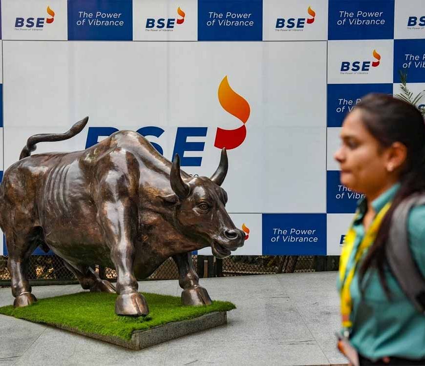 शेयर बाजार की तेजी जारी: सेंसेक्स 398 अंकों की छलांग, निफ्टी 25150 के पार