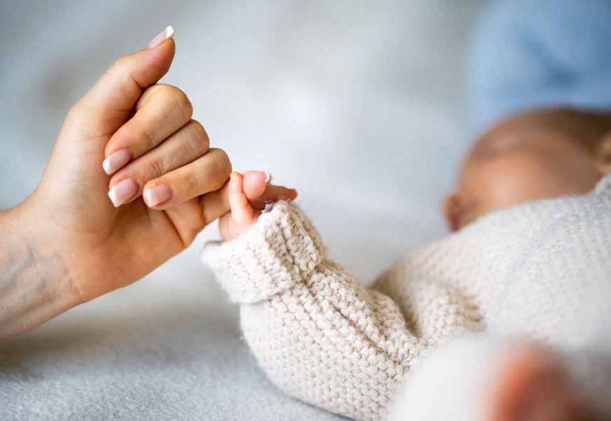 झारखंड: एक लाख में दो नवजात बच्चों का सौदा, 7 के खिलाफ FIR, तीन स्वास्थ्यकर्मी बर्खास्त