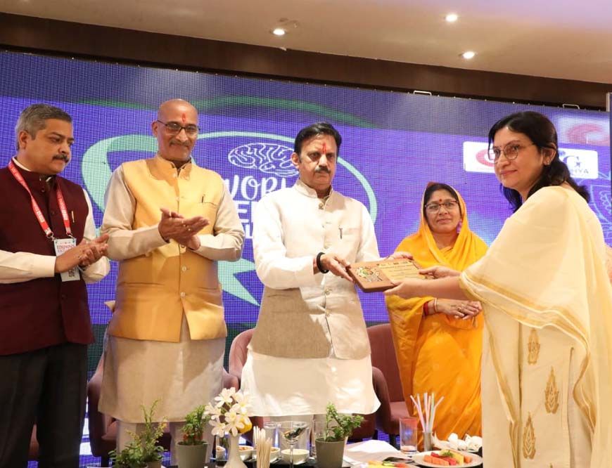 कोशिश पूरी करें, लेकिन असफलता से घबराएं नहीं : उप मुख्यमंत्री शुक्ल