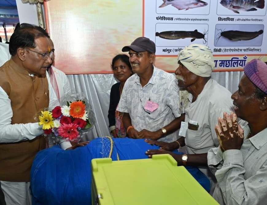 रायपुर : छत्तीसगढ़ के चहुंमुखी विकास के लिए हमारी सरकार प्रतिबद्ध : मुख्यमंत्री विष्णु देव साय