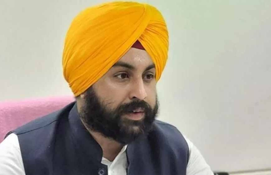 पंजाब के स्कूलों में बड़ा सुधार: शिक्षा मंत्री हरजोत बैंस ने किया अहम ऐलान