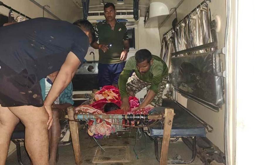 बीजापुर में आईईडी धमाका: आदिवासी बच्चे घायल, ग्रामीणों में माओवादी विरोधी गुस्सा