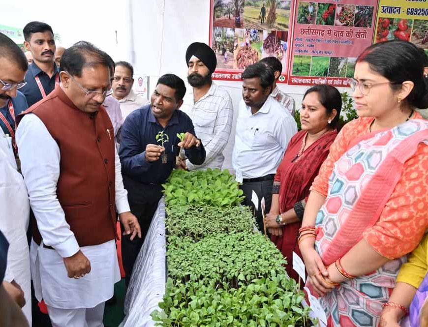 प्रधानमंत्री नरेन्द्र मोदी ने किसानों के लिए 41 हजार करोड़ रूपए से अधिक की दो नई योजनाओं का किया शुभारंभ