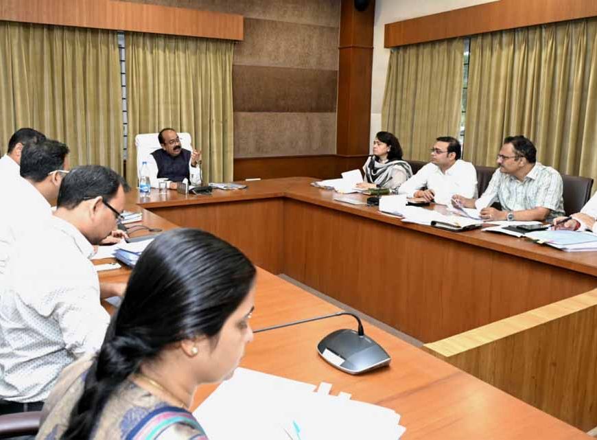 उप मुख्यमंत्री अरुण साव ने नगरीय प्रशासन विभाग के कार्यों की समीक्षा की