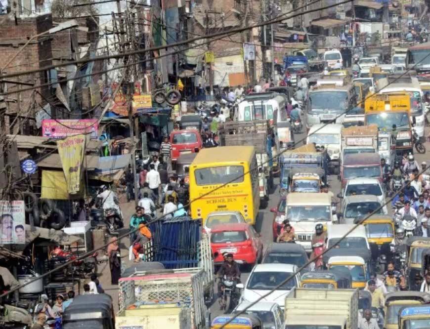 दिवाली पर बदले भोपाल के ट्रैफिक नियम, इन रास्तों से न जाएं वाहन लेकर, पार्किंग प्लान भी नया