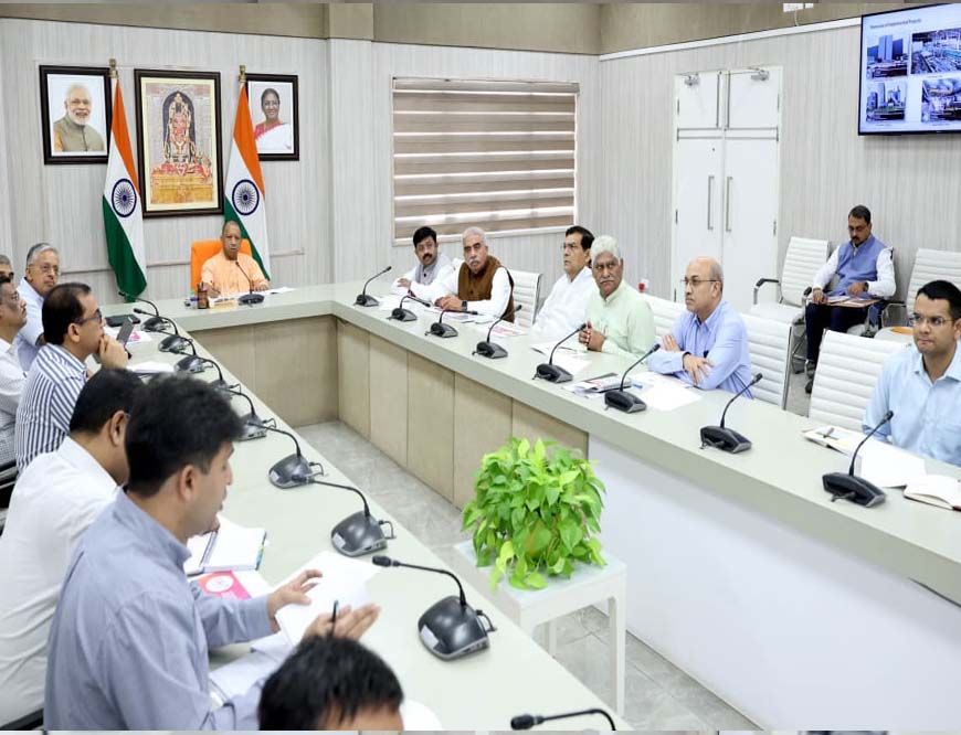 मुख्यमंत्री ने इन्वेस्ट यूपी के पुनर्गठन को दी मंजूरी, विशेषज्ञ सेल और सैटेलाइट ऑफिस स्थापित होंगे