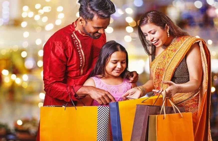 पुष्य नक्षत्र पर बरसेगा धन! बाजारों में लगेगी रौनक, धनतेरस से पहले होगी जमकर खरीदारी