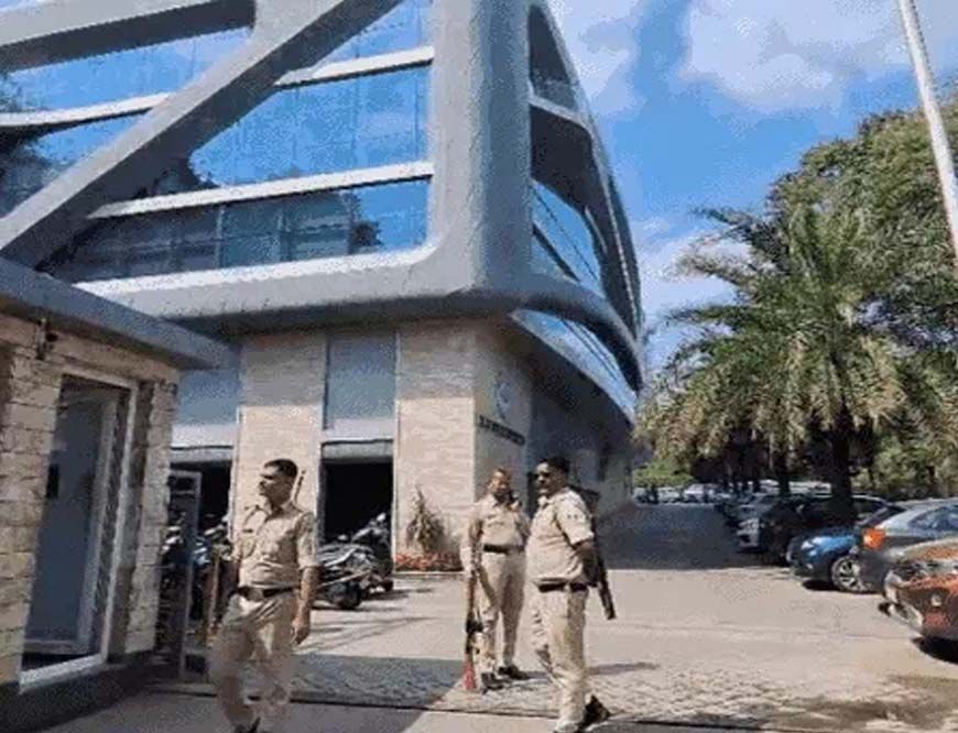 MP के दूसरे सबसे अमीर शख्स पर इनकम टैक्स की गुप्त छापेमारी, भोपाल पुलिस तक को नहीं लगी भनक