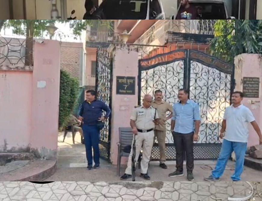 रिटायर्ड आबकारी अधिकारी धर्मेंद्र भदौरिया के 8 ठिकानों पर लोकायुक्त का छापा, 75 लाख कैश और डेढ़ किलो सोना बरामद