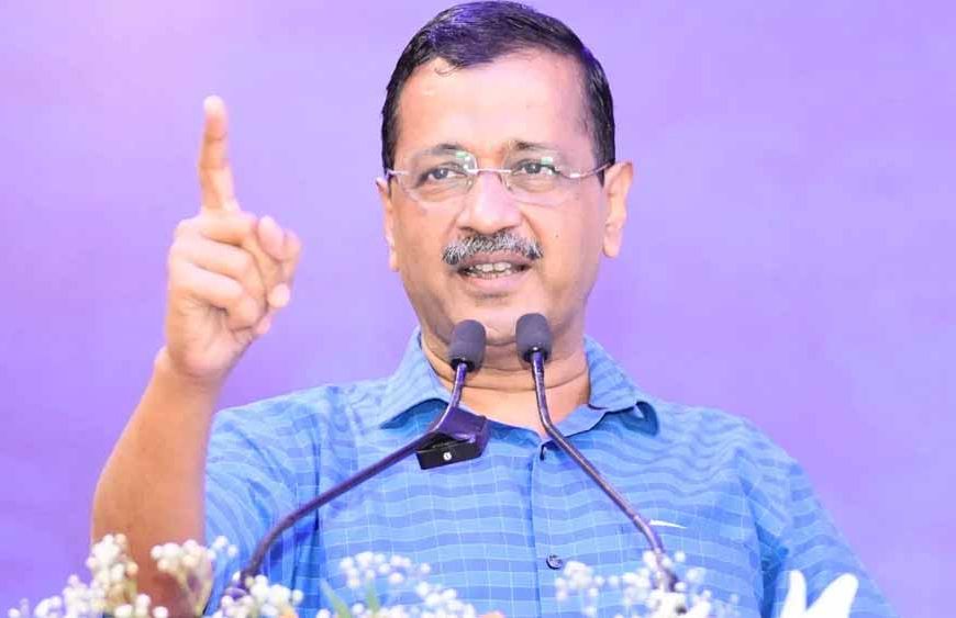 PK की आलोचना में AAP को दिखी केजरीवाल की तारीफ! BJP नेता की टिप्पणी पर छिड़ी बहस