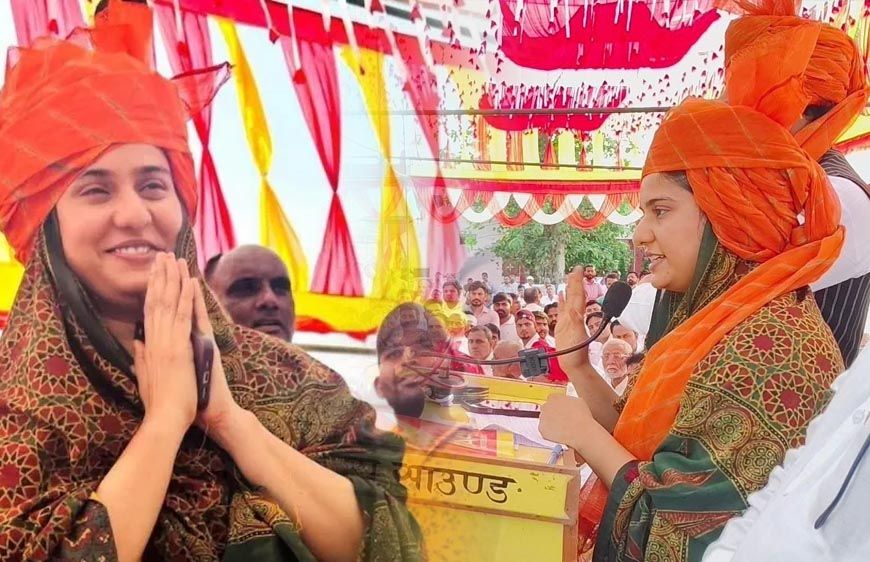 PDA चौपाल' में पहुंचीं इकरा हसन, गुर्जर समाज ने किया स्वागत, पहनाई भगवा पगड़ी