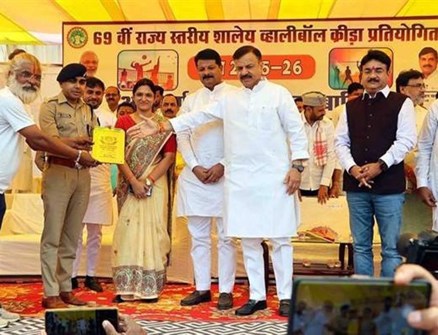 खेल हमें जीवन को अनुशासित होकर जीने की प्रेरणा देता है : मंत्री उदय प्रताप   सिंह