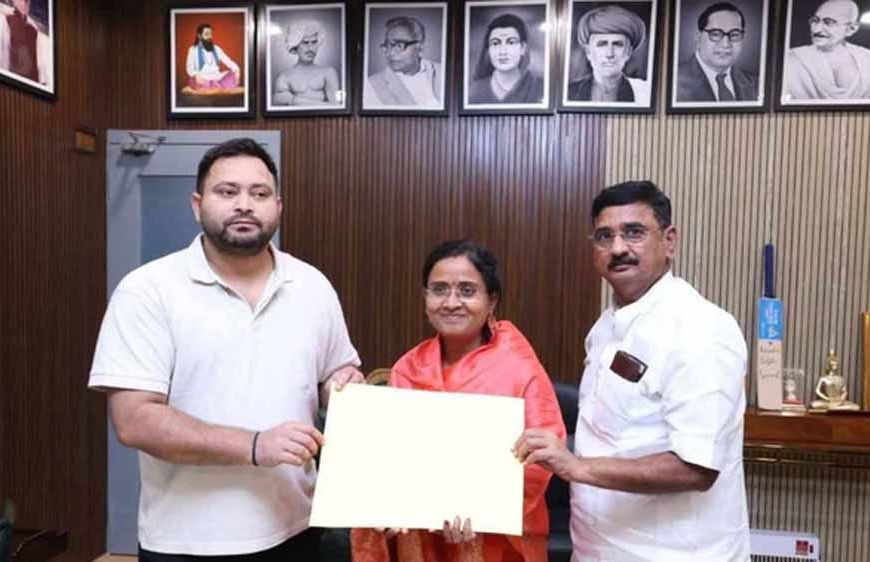 तेजस्वी यादव ने दिया टिकट, 'भूरा बाल साफ करो' विवादित कुख्यात की पत्नी के लिए