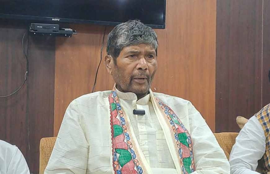 पशुपति पारस का बड़ा बयान: महागठबंधन से दूरी, अकेले मैदान में उतरी LJP