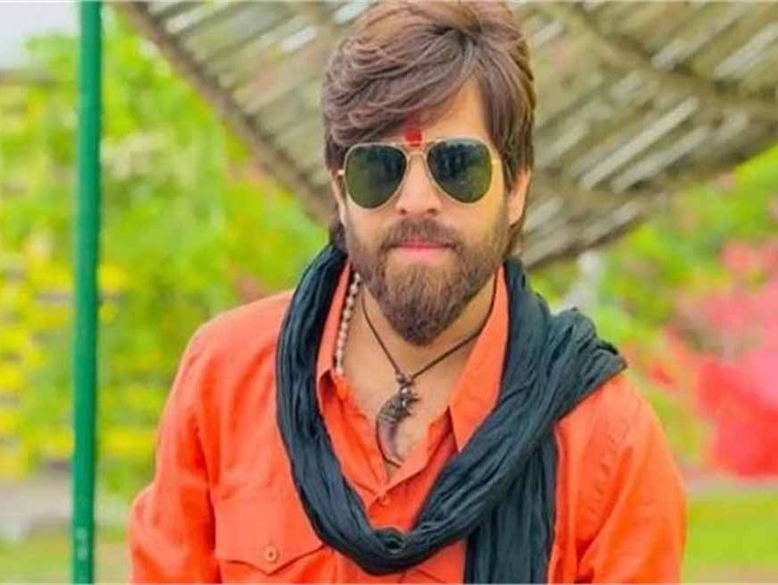 मेलबर्न शो में फैंस के अश्लील इशारों से भड़के मासूम शर्मा, लाइव पर माहौल हुआ तनावपूर्ण