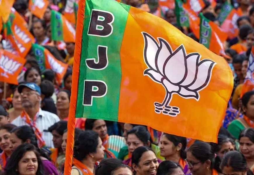 BJP नेता का बड़ा आरोप: कश्मीरी पंडितों को सिर्फ राजनीति का मोहरा बनाया गया