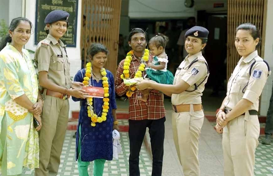 डेढ़ साल बाद बरामद हुई मां-बेटी, केरल से लौटते ही परिवार में छाया दीपावली का उल्लास!