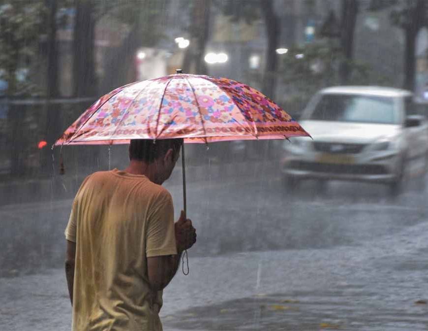 देश के इन राज्यों में भारी बारिश का रेड अलर्ट: 23–27 अक्टूबर तक संभलें!