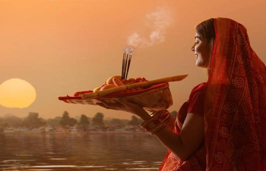 कल से शुरू हो रहा है छठ पर्व: जानें चारों दिनों का धार्मिक महत्व और संध्या अर्घ्य की तारीख