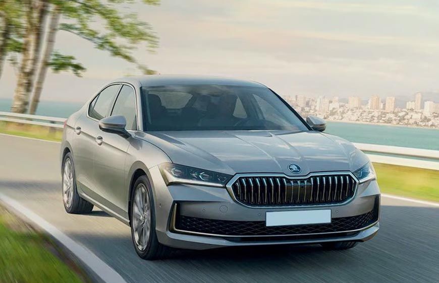 Skoda Superb डीजल ने फुल टैंक में 2,831 किमी तय कर गिनीज़ वर्ल्ड रिकॉर्ड बनाया