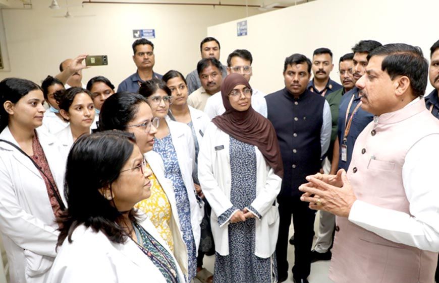 मुख्यमंत्री डॉ. यादव ने हमीदिया हॉस्पिटल में बच्चों और नागरिकों के स्वास्थ्य का हाल-चाल जाना