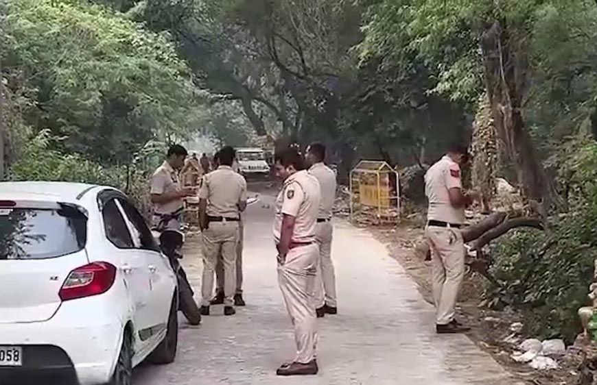 दिल्ली : महरौली और नांगलोई में एनकाउंटर, काकू पहाड़िया सहित चार बदमाश घायल