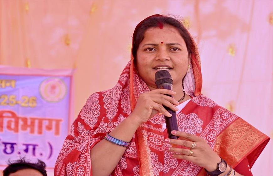 रायपुर : मंत्री श्रीमती लक्ष्मी राजवाड़े ने बैजनाथपुर जलाशय जीर्णोद्धार कार्य का किया भूमिपूजन