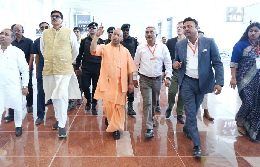 उत्तर प्रदेश के विकास का प्रतीक बनेगा नोएडा इंटरनेशनल एयरपोर्टः सीएम योगी