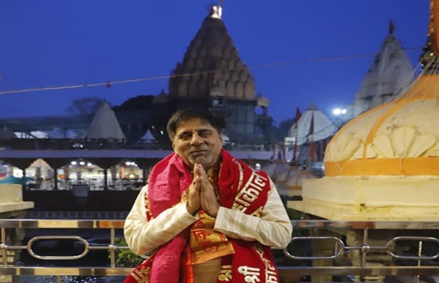 पूर्व क्रिकेटर श्रीकांत ने उज्जैन में महाकाल के दर्शन किए, भस्म आरती में शामिल होकर लिया आशीर्वाद