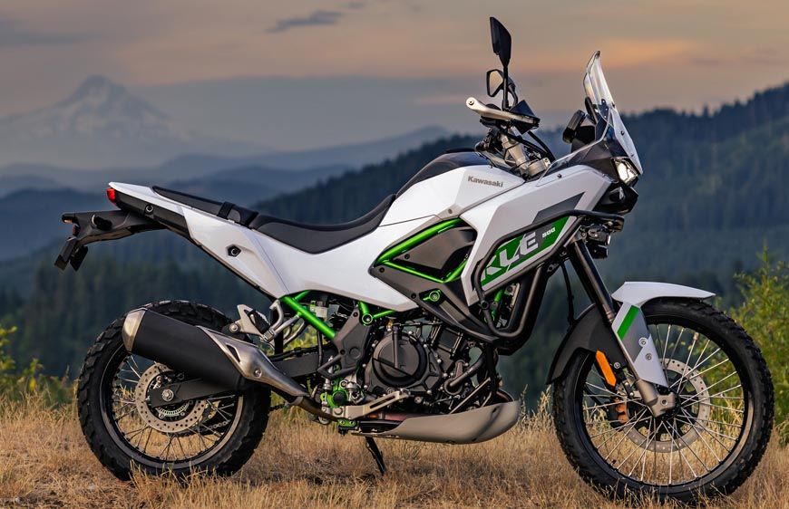 नई Kawasaki KLE500 ग्लोबल मार्केट में लॉन्च, स्टैंडर्ड और SE वेरिएंट के साथ डिजाइन और फीचर्स की जानकारी