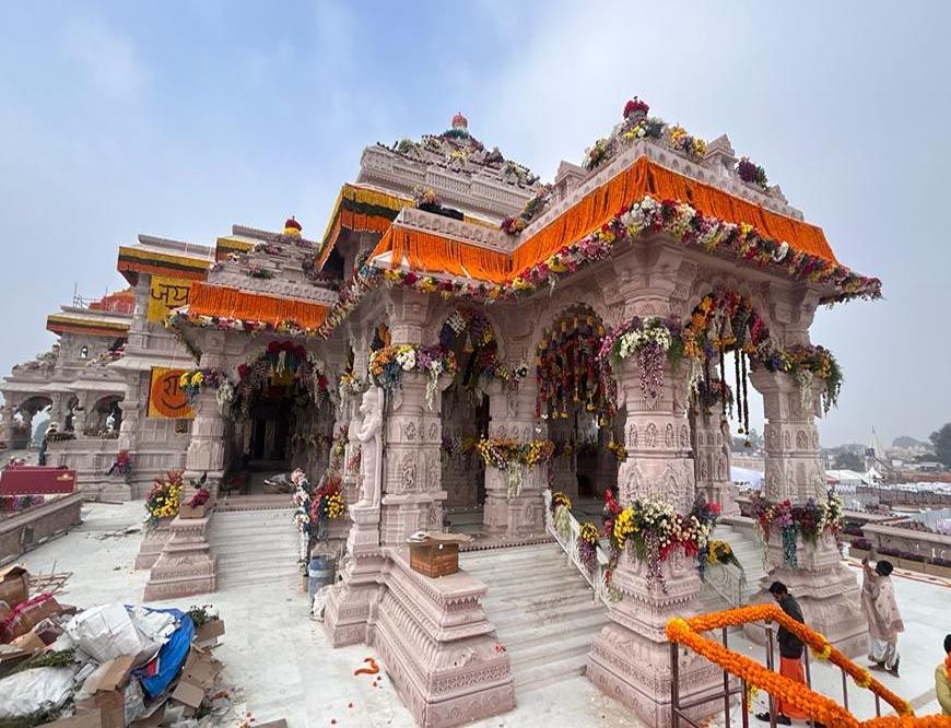 500 साल के इंतजार के बाद पूरा हुआ राम मंदिर, रामलला के साथ अन्य देवताओं के मंदिर भी बने