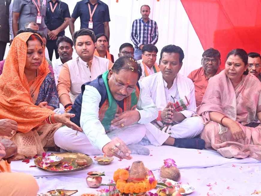 मुख्यमंत्री विष्णुदेव साय ने जशपुर जिले के फरसाबहार  में 40.89 करोड़ के 13 कार्यों का किया लोकार्पण एवं भूमिपूजन