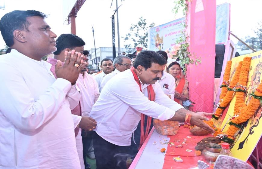 रायपुर : डड़सेना कलार समाज सशक्त रूप से संगठित होकर एक नई दिशा में आगे बढ़ रहा- उपमुख्यमंत्री  विजय शर्मा