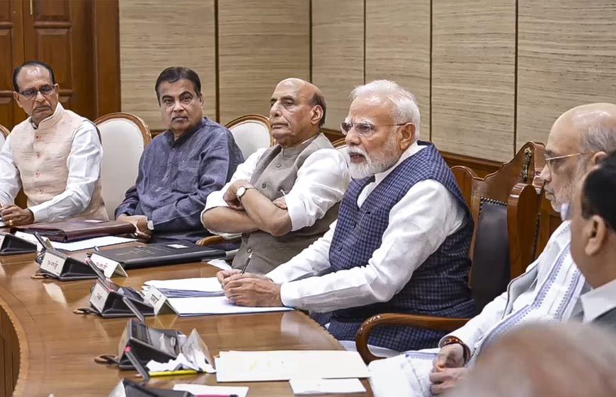 मोदी सरकार का बड़ा तोहफा: खाद पर 38 हजार करोड़ रुपये की सब्सिडी को मंजूरी