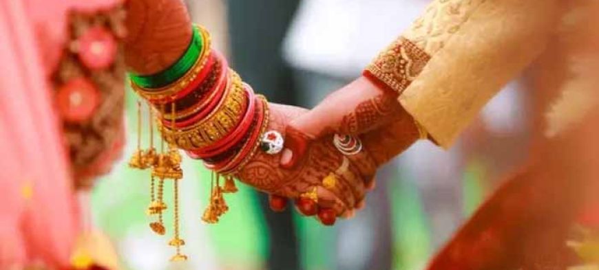 एक ही गोत्र में शादी की सजा: आदिवासी दंपति को समाज ने किया आजीवन बहिष्कृत